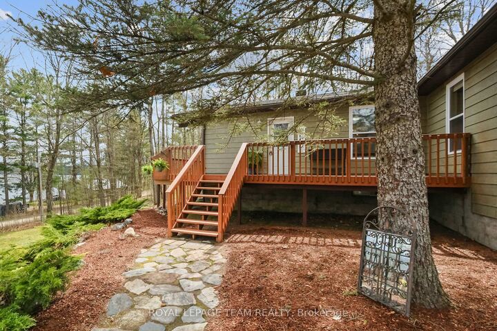 Property Photo: 371 Kennedy Road ON K0J 1H0