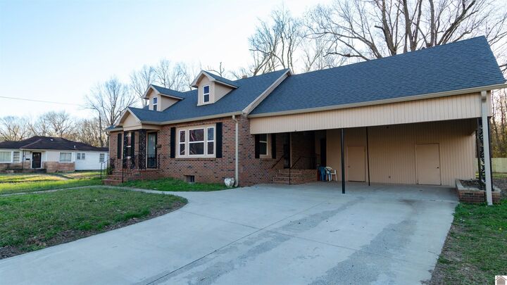 Property Photo:  1353 Reed Ave  KY 42001 
