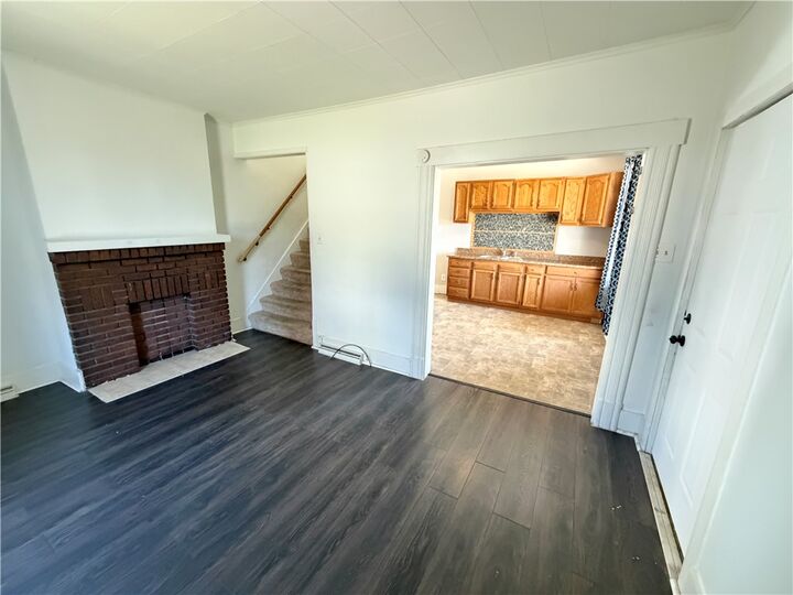 Property Photo:  433 New York Ave Front  PA 15074 