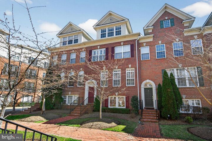 Property Photo: 2141 Red Vine Drive VA 22182