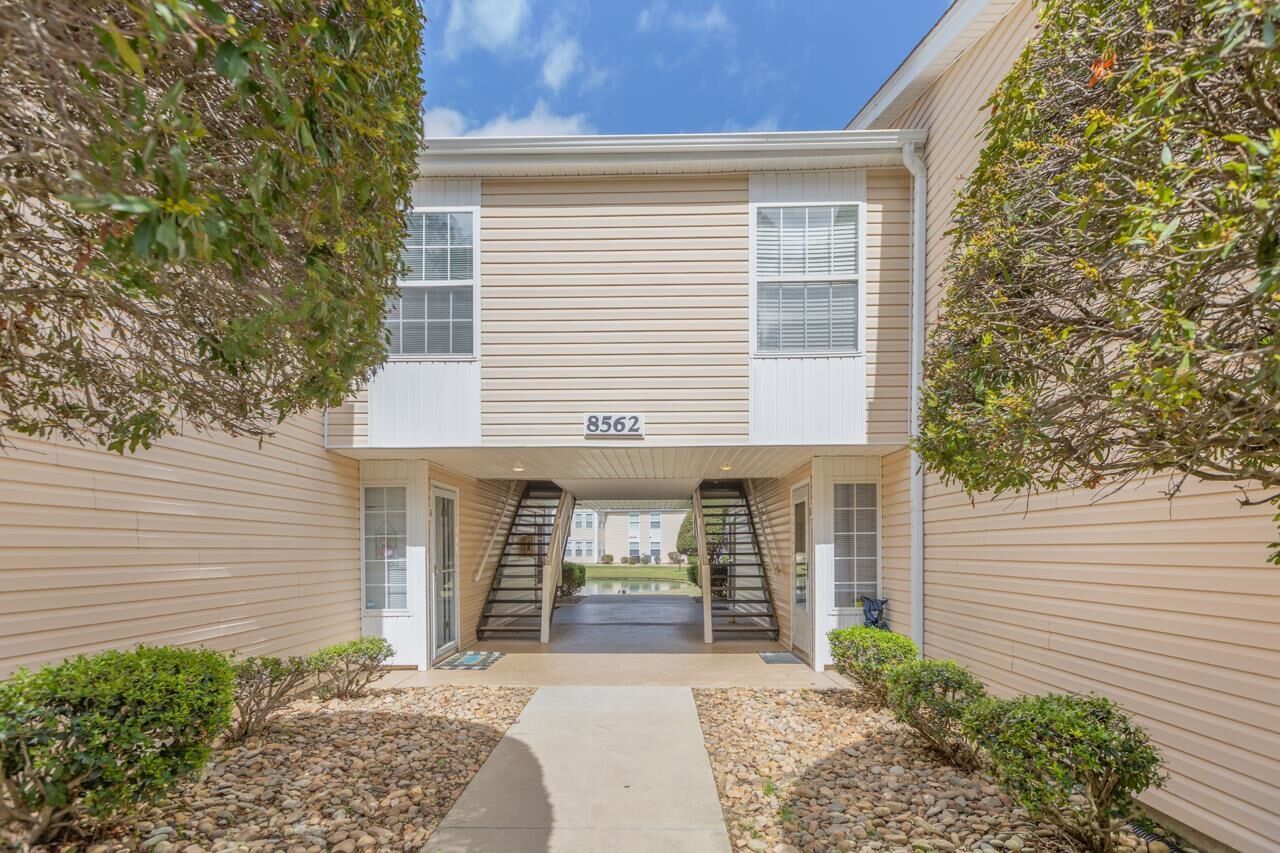 Property Photo:  8562 Hopkins Circle  SC 29575 