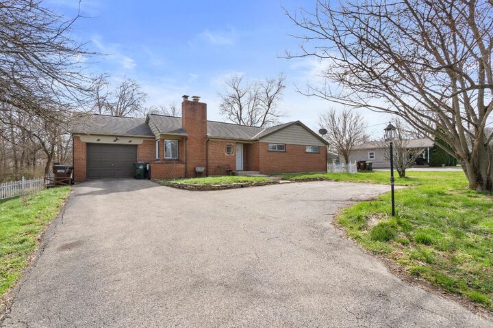 Property Photo:  873 E US 22 &Amp 3  OH 45152 