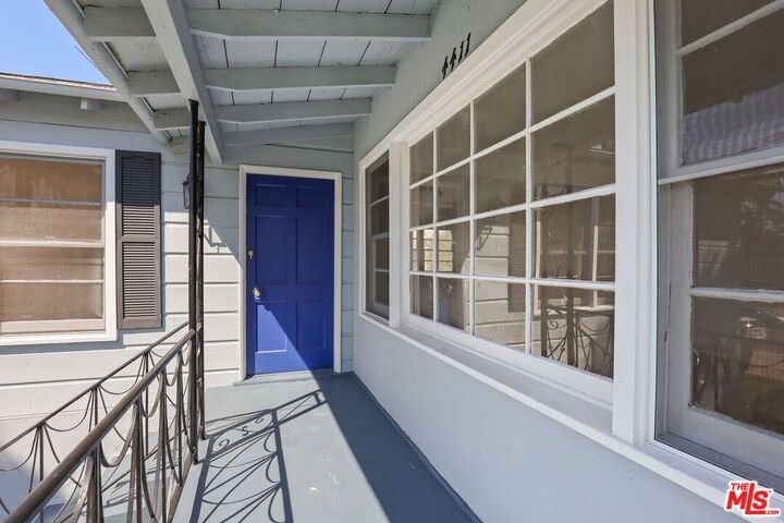 Property Photo: 4411 Victoria Park Dr CA 90019