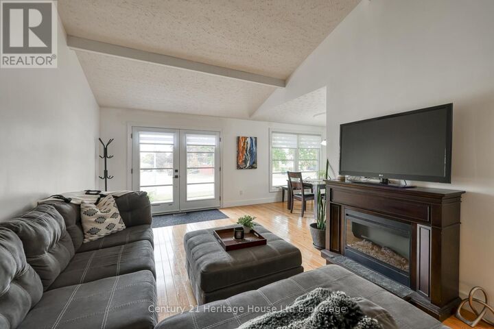 Property Photo: 275 Cartier Drive North ON N4S 7T9