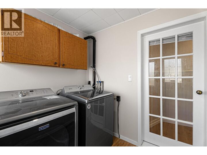 Property Photo:  2438 Jackson Avenue  BC V1K 1B8 