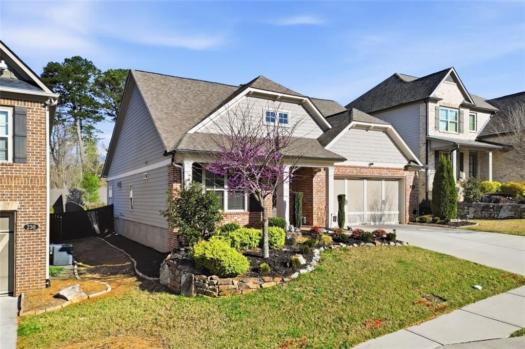Property Photo: 240 Wildcat Ridge Drive GA 30024