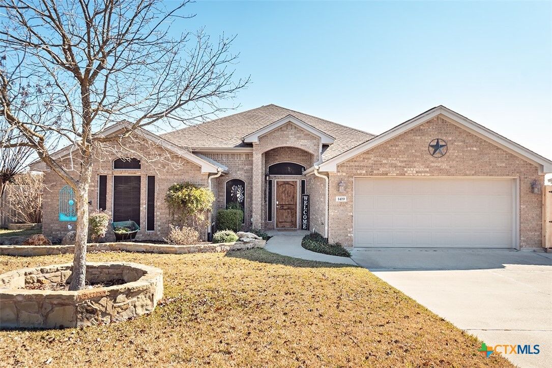 Property Photo:  1419 Loving Trail  TX 76513 