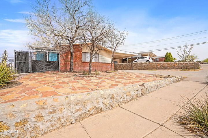 Property Photo: 7809 Hemlock Street TX 79925