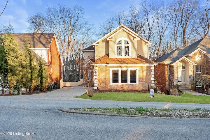 Property Photo:  8800 Wooded Trail Ct  KY 40220 