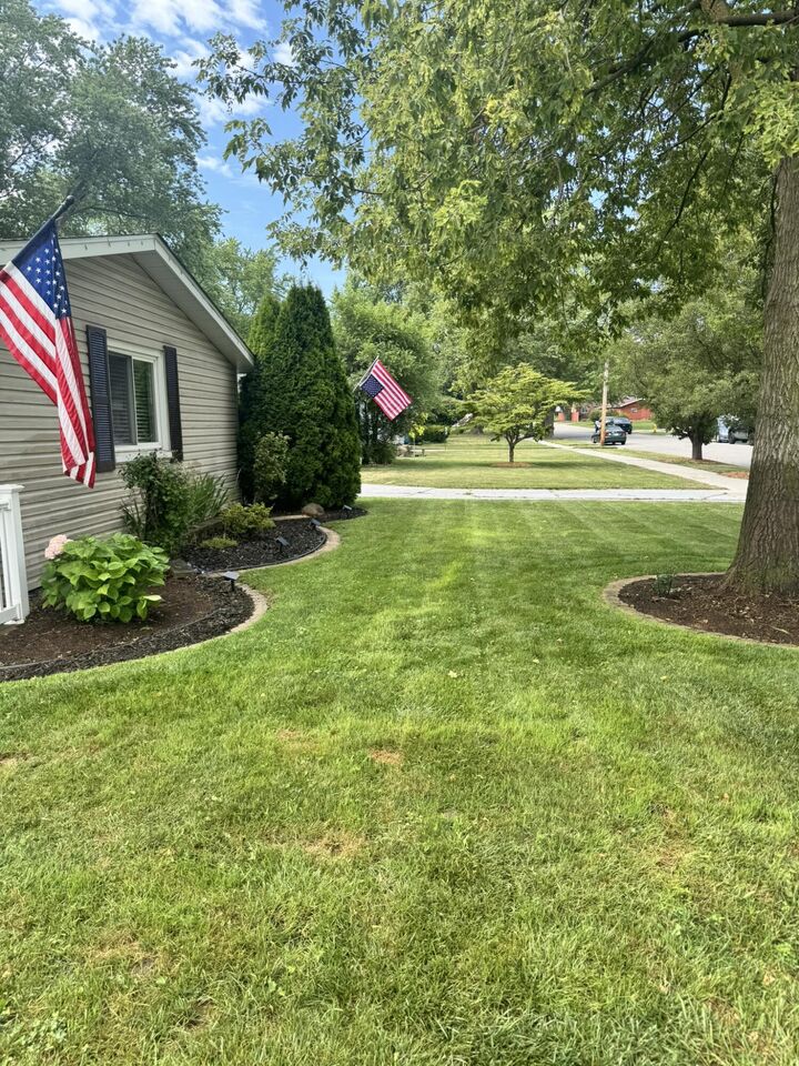 Property Photo:  1226 N Glenwood Avenue  IN 46319 