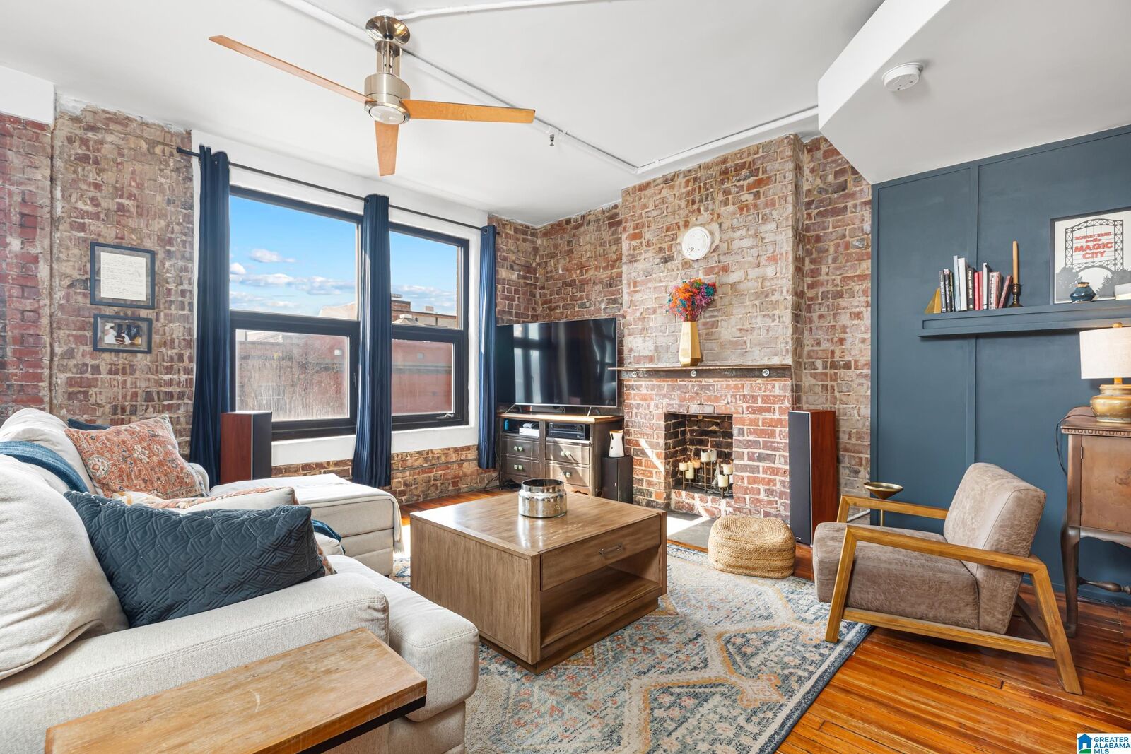 Property Photo: 2318 1st Avenue 401 AL 35203