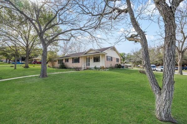Property Photo:  215 Edward Lane  TX 77833 