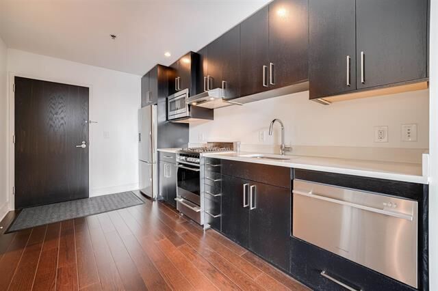 Property Photo: 1100 Maxwell Lane 624 NJ 07030