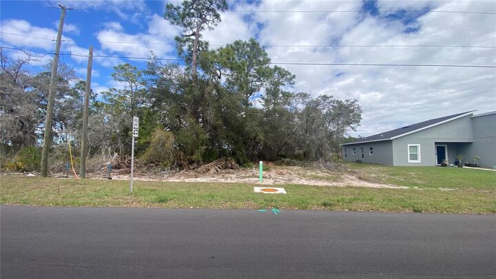 Property Photo: 1226 Apopka Lane FL 34759