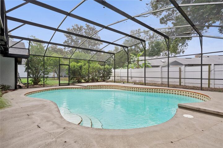 Property Photo:  4208 Arbor Oaks Court  FL 32808 