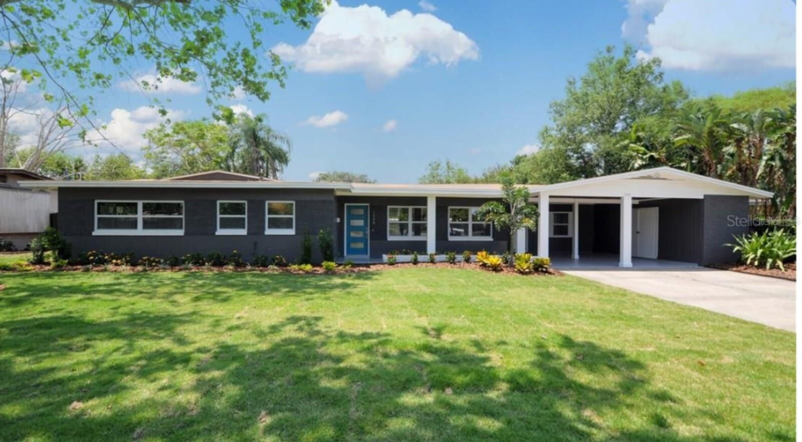 Property Photo: 1208 Roscomare Avenue FL 32806