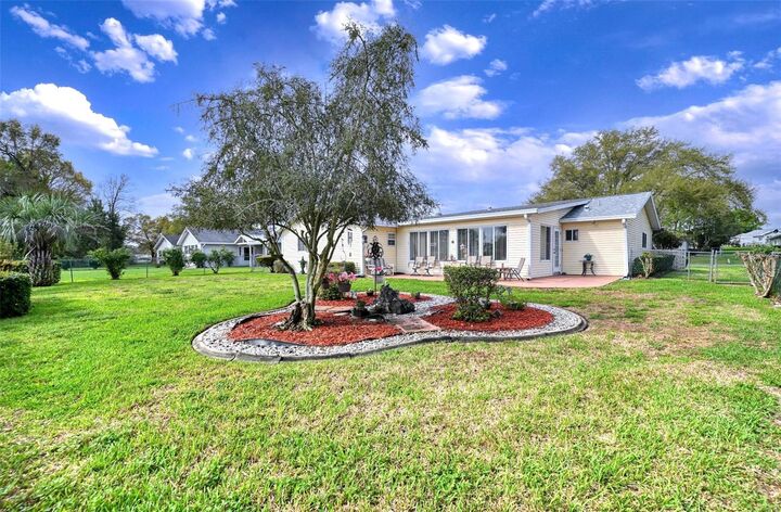Property Photo: 11055 SW 77th Court FL 34476
