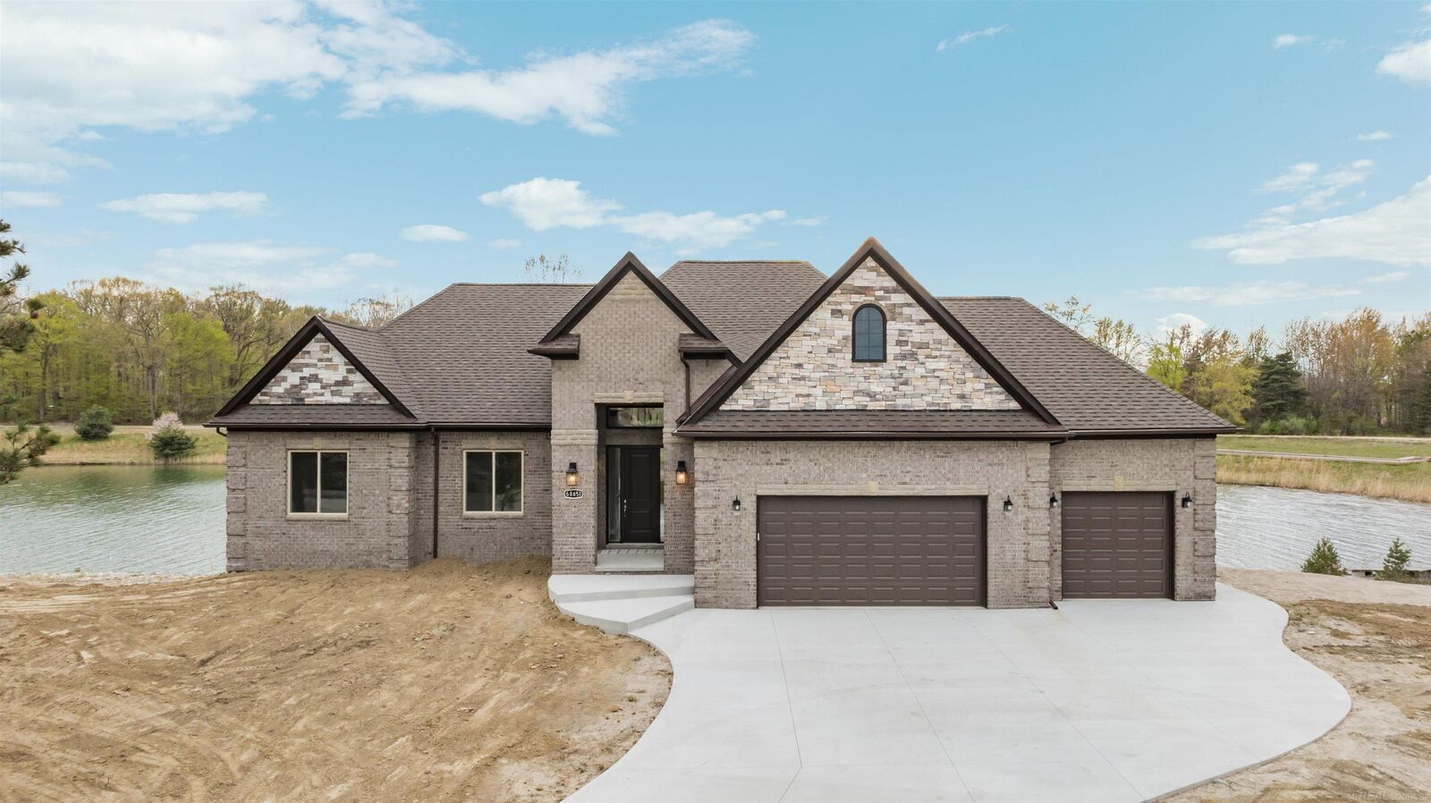Property Photo:  68651 Lake Angela Pointe Street  MI 48062 