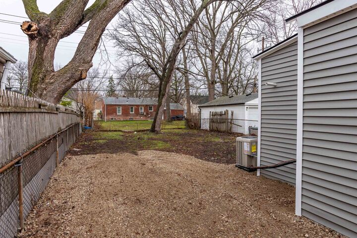 Property Photo: 20925 Ridgemont Road MI 48225