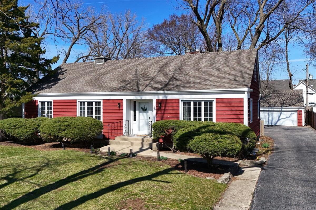 Property Photo: 1213 Campbell Street IL 60435