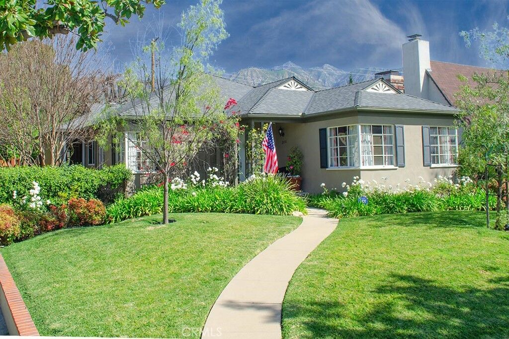 Property Photo:  2151 E Mountain Street  CA 91104 