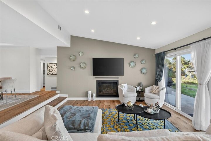 Property Photo:  5 Cypress Way  CA 90274 