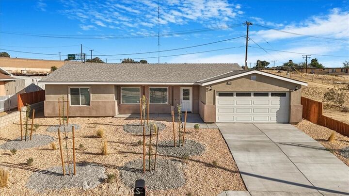 Property Photo:  16105 Tawney Ridge Ln  CA 92394 