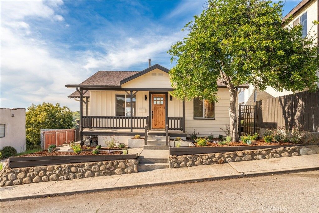 Property Photo:  5013 O Sullivan  CA 90032 