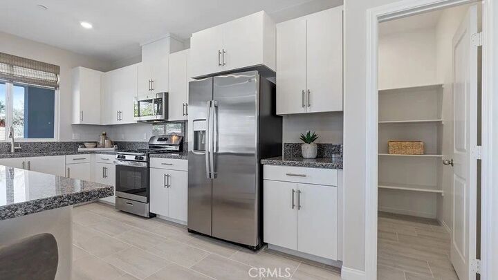 Property Photo:  65259 Avenida De Paz  CA 92240 