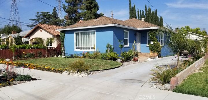 Property Photo: 5922 N Vista CA 91775