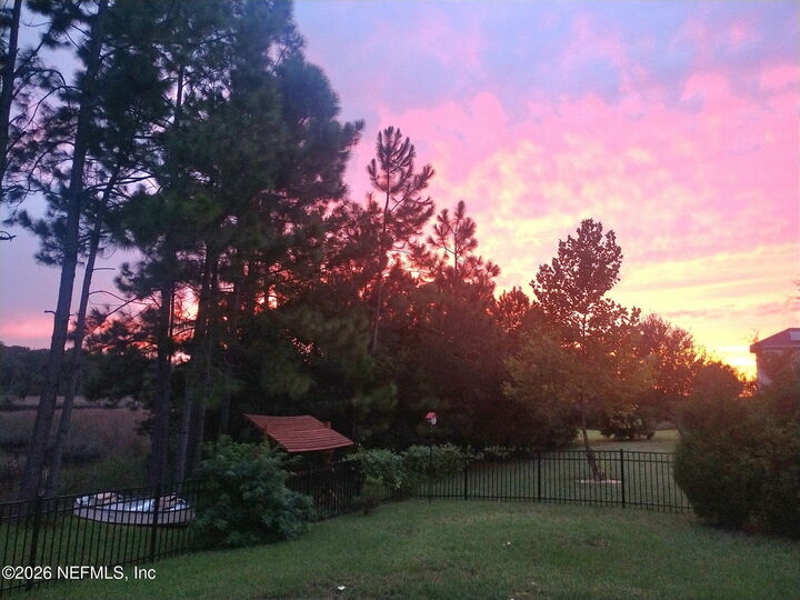 Property Photo: 5175 Clapboard Creek Drive FL 32226