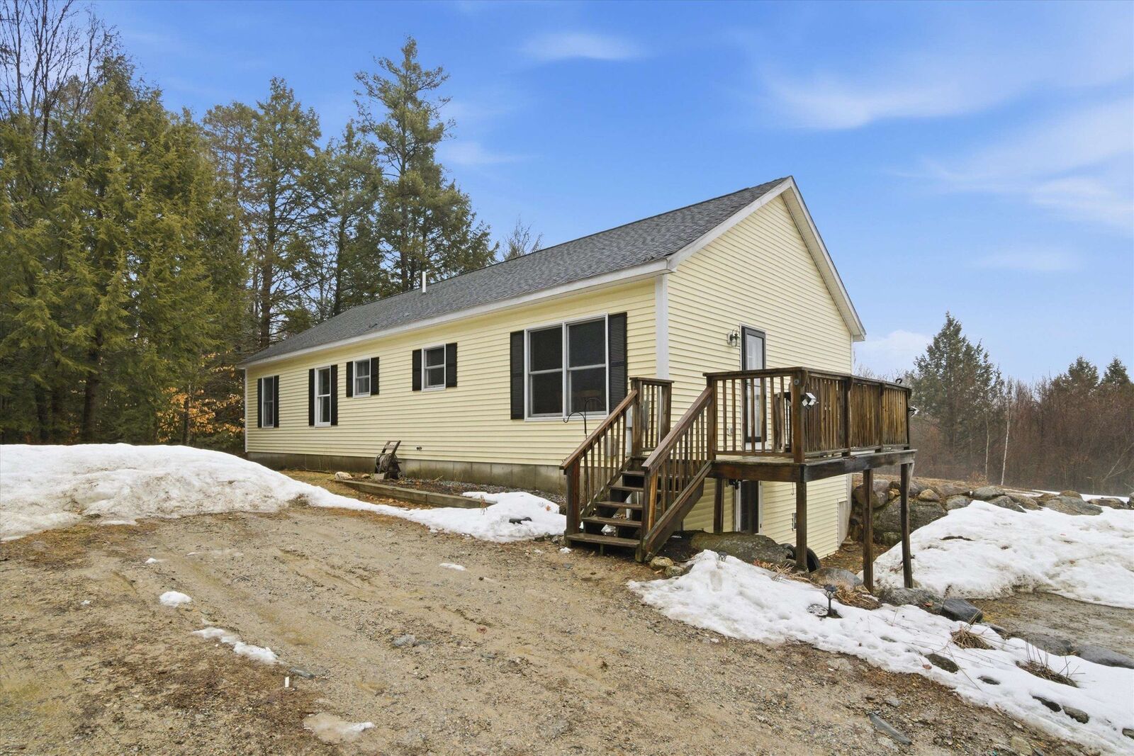 Property Photo:  77 Second Nh Turnpike  NH 03244 