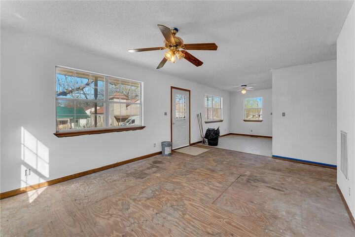 Property Photo: 305 Shaver Street AR 72616