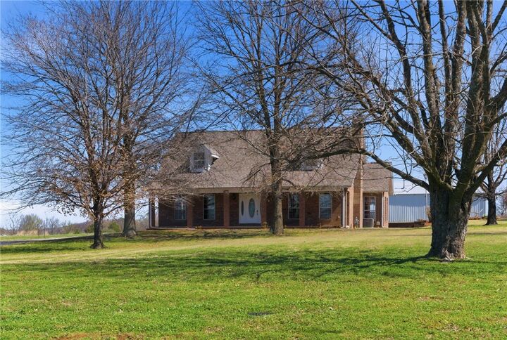 Property Photo: 2164 S Hunt Lane AR 72701
