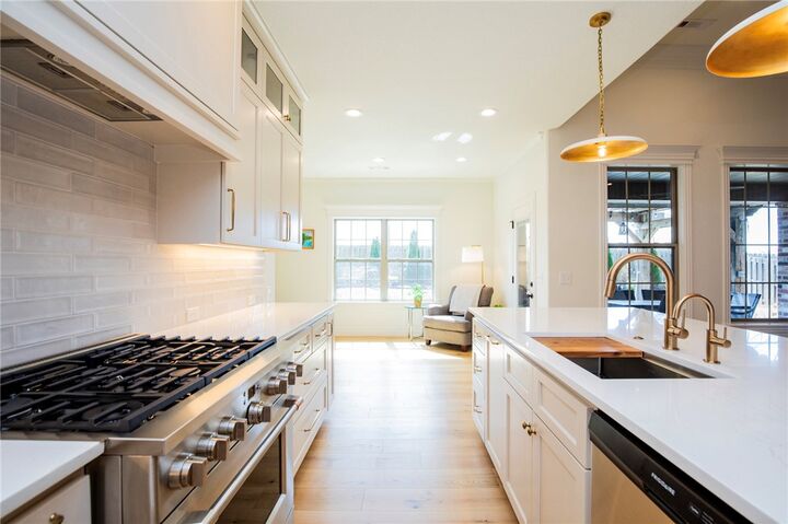 Property Photo:  5620 Brighton Road  AR 72758 