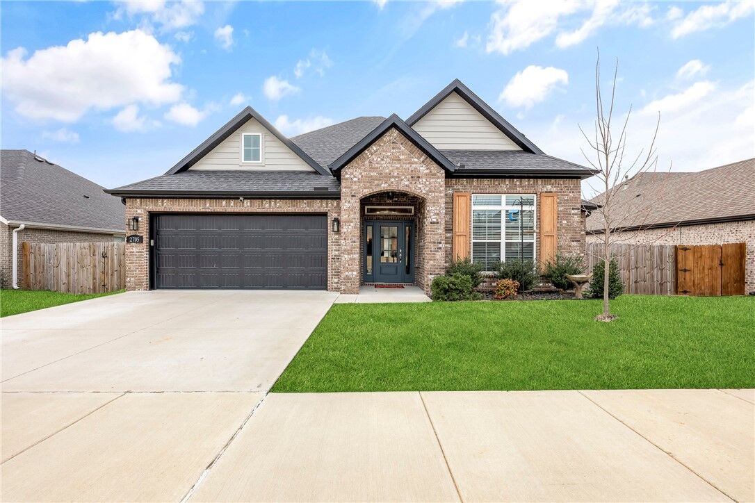 Property Photo:  2705 S Angels Road  AR 72701 