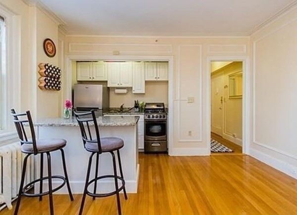 Property Photo: 1450 Beacon Street 504 MA 02446