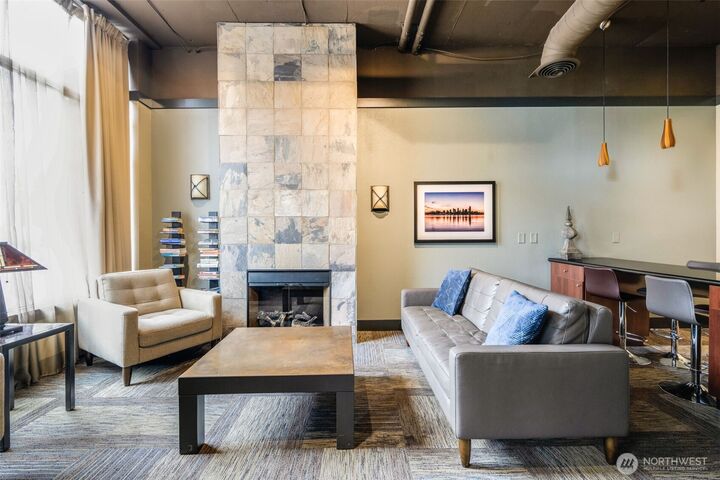 Property Photo:  108  5th Avenue S 720  WA 98104 