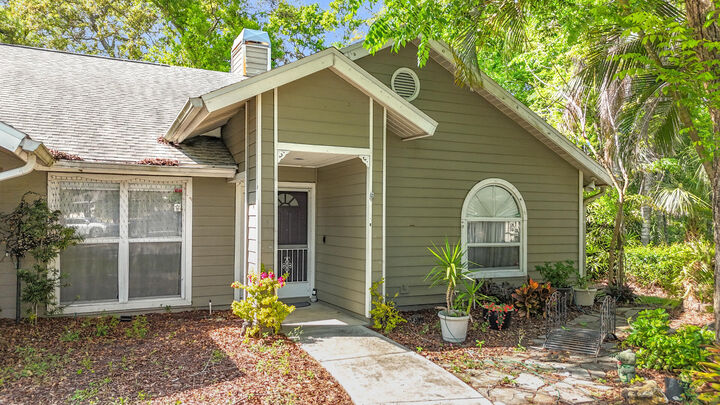Property Photo: 1099 Greystone Lane FL 34232