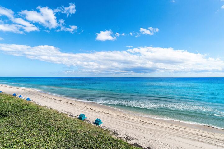 Property Photo:  3009 S Ocean Boulevard 404  FL 33487 