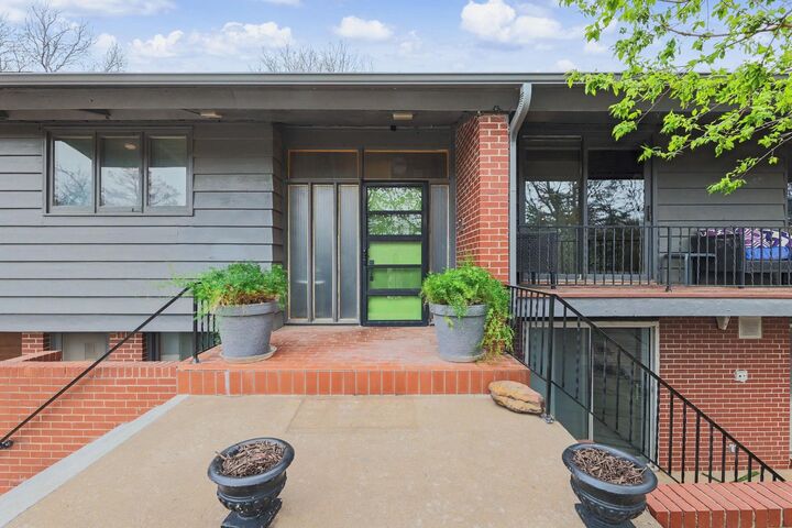 Property Photo:  3044 W Bluebird Dr  KS 67204 