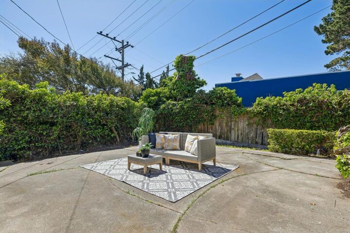 Property Photo:  980 Burnett Avenue  CA 94131 