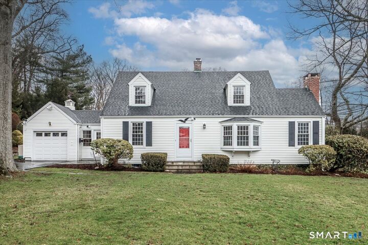 Property Photo:  28 Overbrook Road  CT 06851 