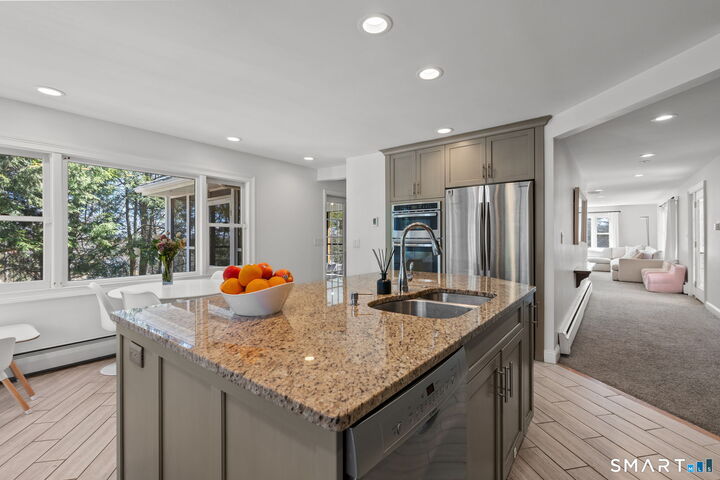 Property Photo:  84 High Farms Road  CT 06107 