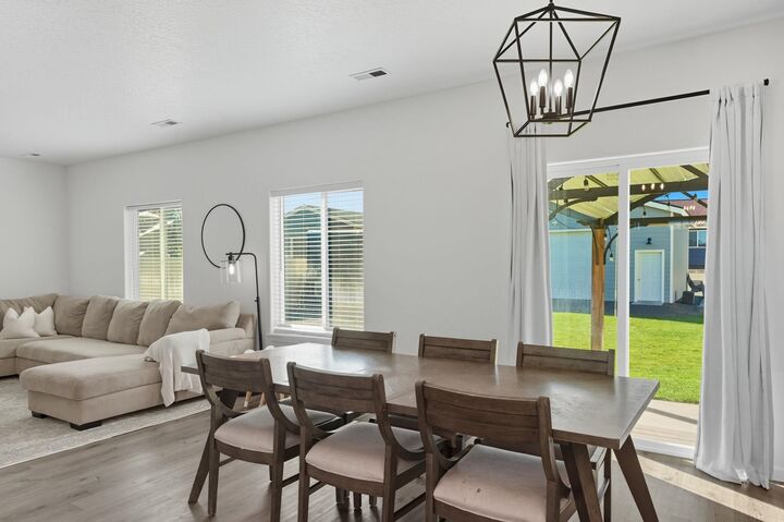 Property Photo: 124 S Willamette St WA 99016