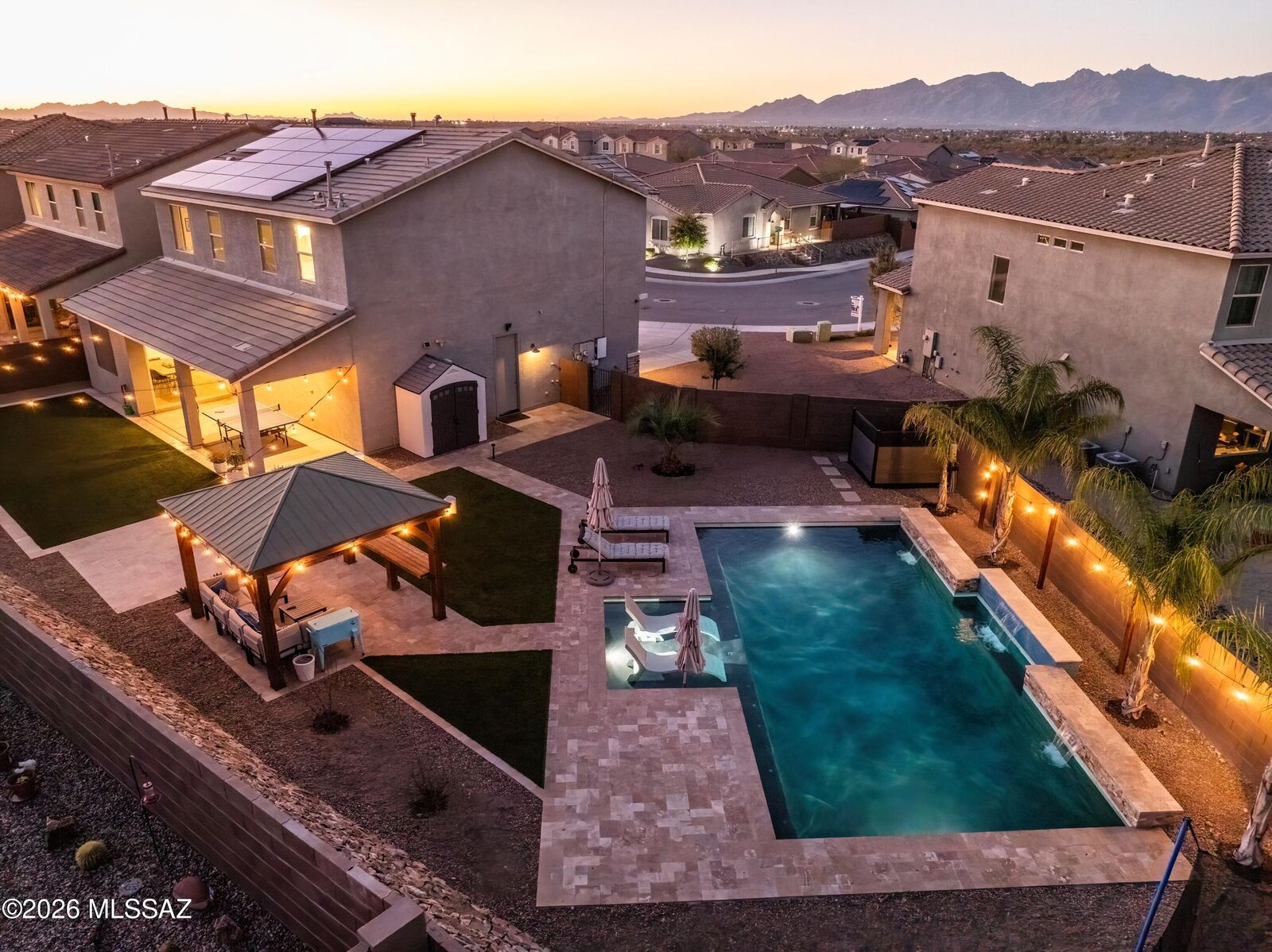 Property Photo: 10268 E Encinas Trail AZ 85747