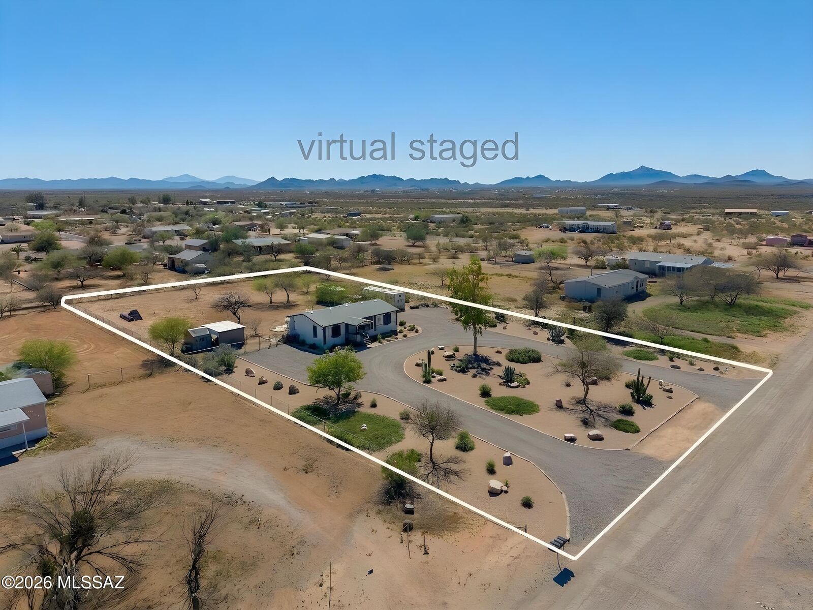 Property Photo:  16921 W Whitewing Way  AZ 85653 