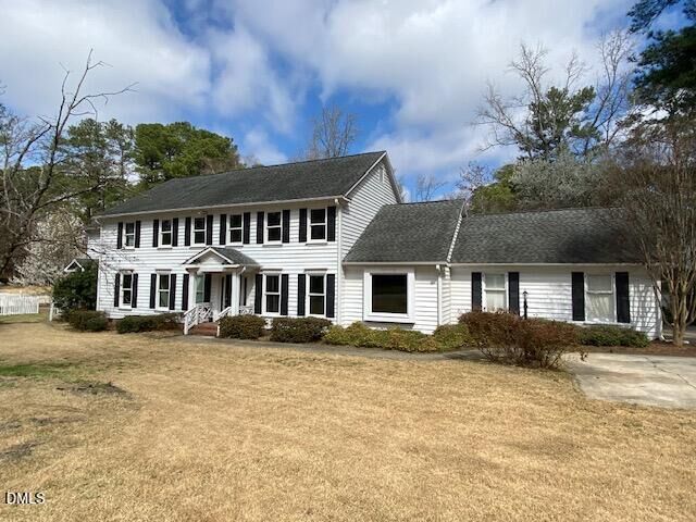 Property Photo:  180 Ellerslie Drive  NC 28303 