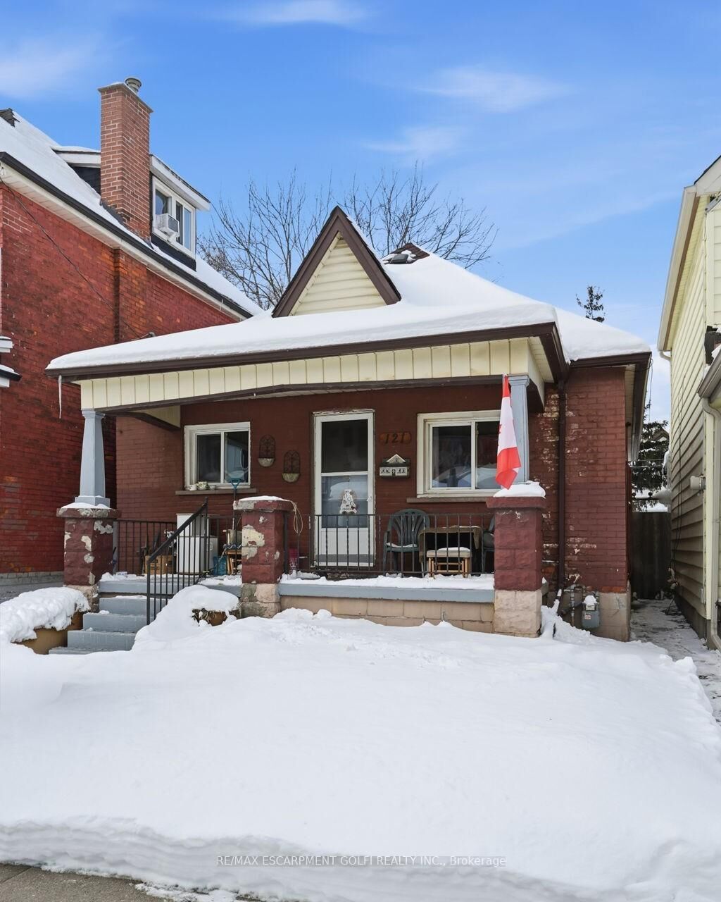 Property Photo: 121 Gibson Avenue ON L8L 6J9