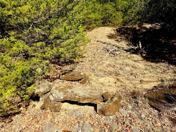 Property Photo: 18 Lakecrest Drive OK 74425